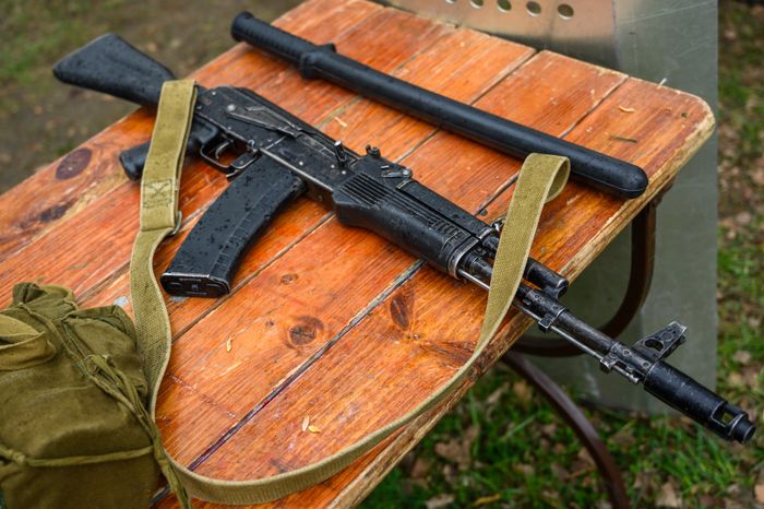 Военно-патриотическая игра «Юнармия, вперед!», посвященная Дню Победы, в Горках Ленинских