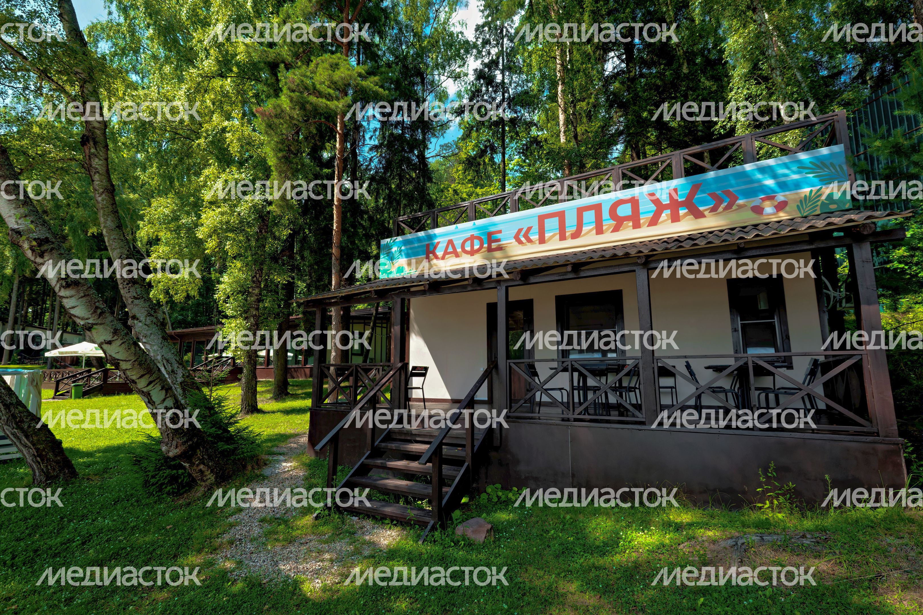 Отдых у воды Истринского водохранилища в загородном отеле «Истра»