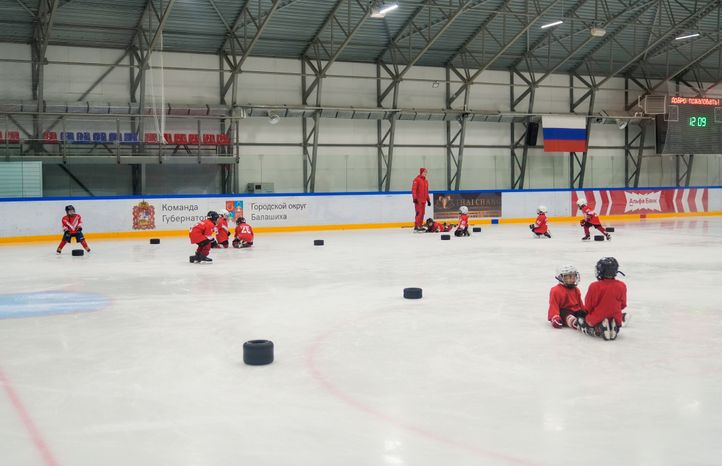 Андрей Воробьев посетил обновленный спорткомплекс "Орион" в Балашихе