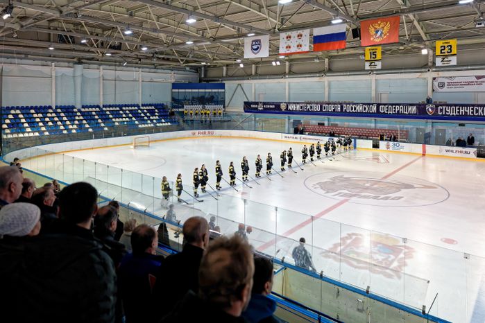 Матч женской хоккейной лиги за выход в полуфинал в Дмитрове