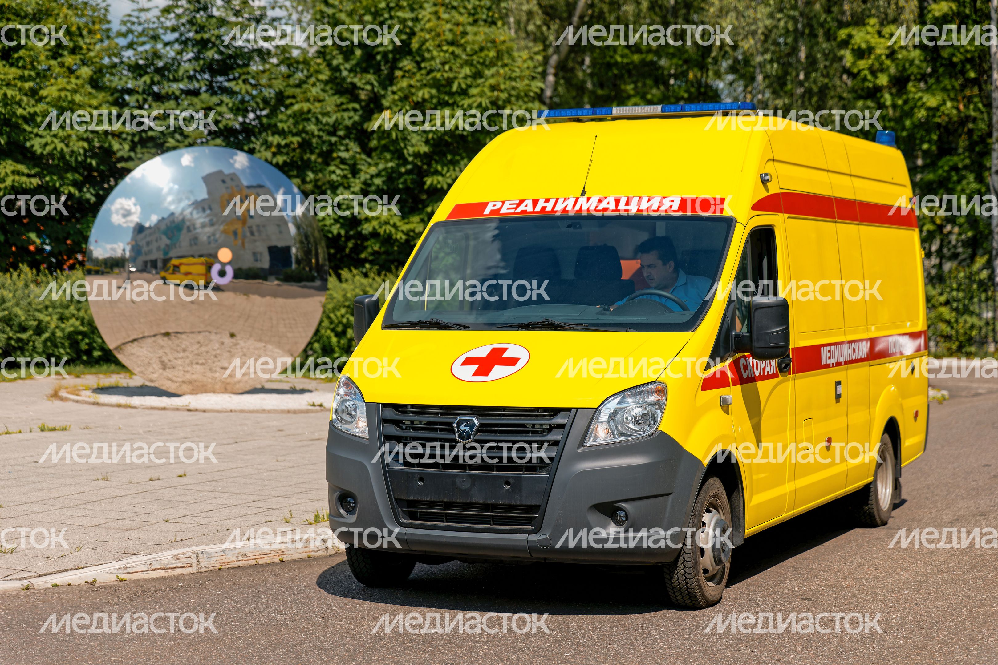 Новый реанимобиль в Коломенском перинатальном центре Новый реанимобиль в Коломенском перинатальном центре