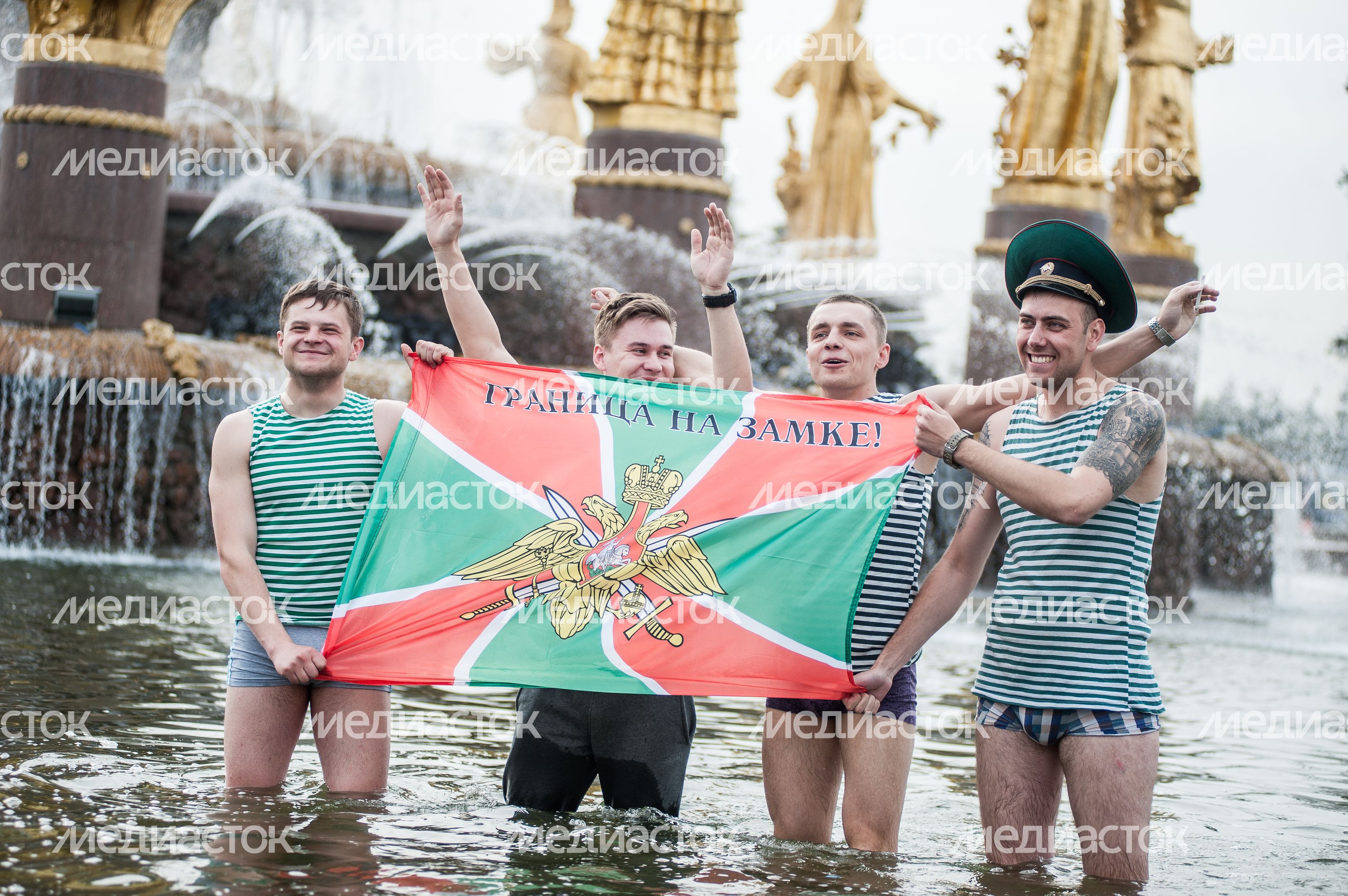 День пограничника на ВДНХ в Москве День пограничника на ВДНХ в Москве