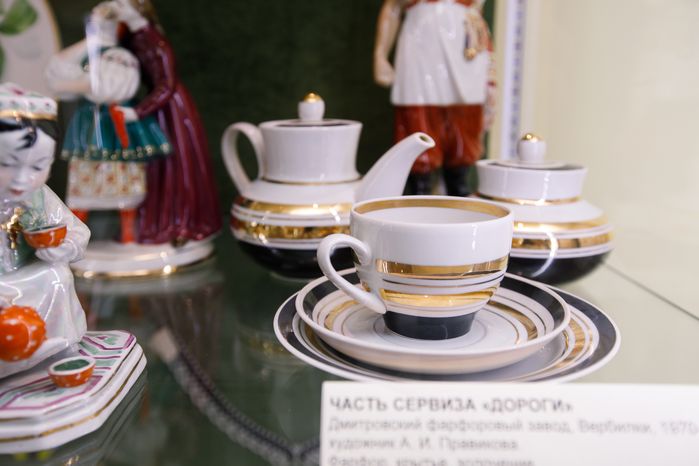 Выставка «Две фарфоровые империи» в Музее-заповеднике «Дмитровский кремль»