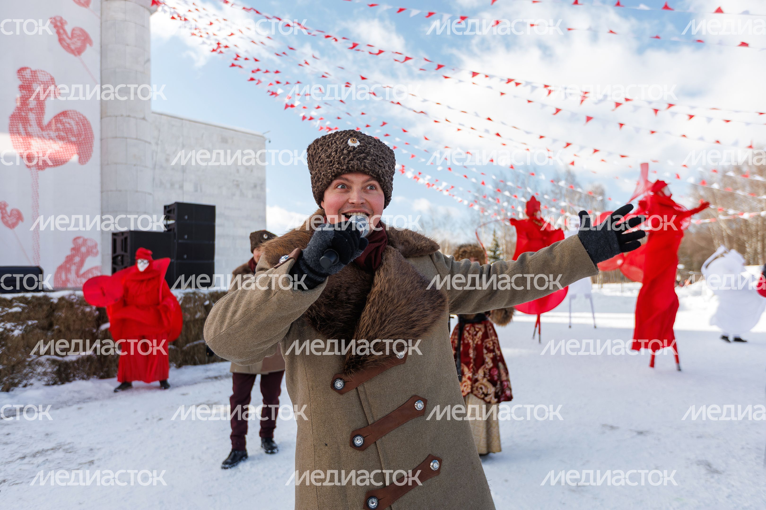 Гулянья на главной Масленице России в Горках Ленинских Гулянья на главной Масленице России в Горках Ленинских