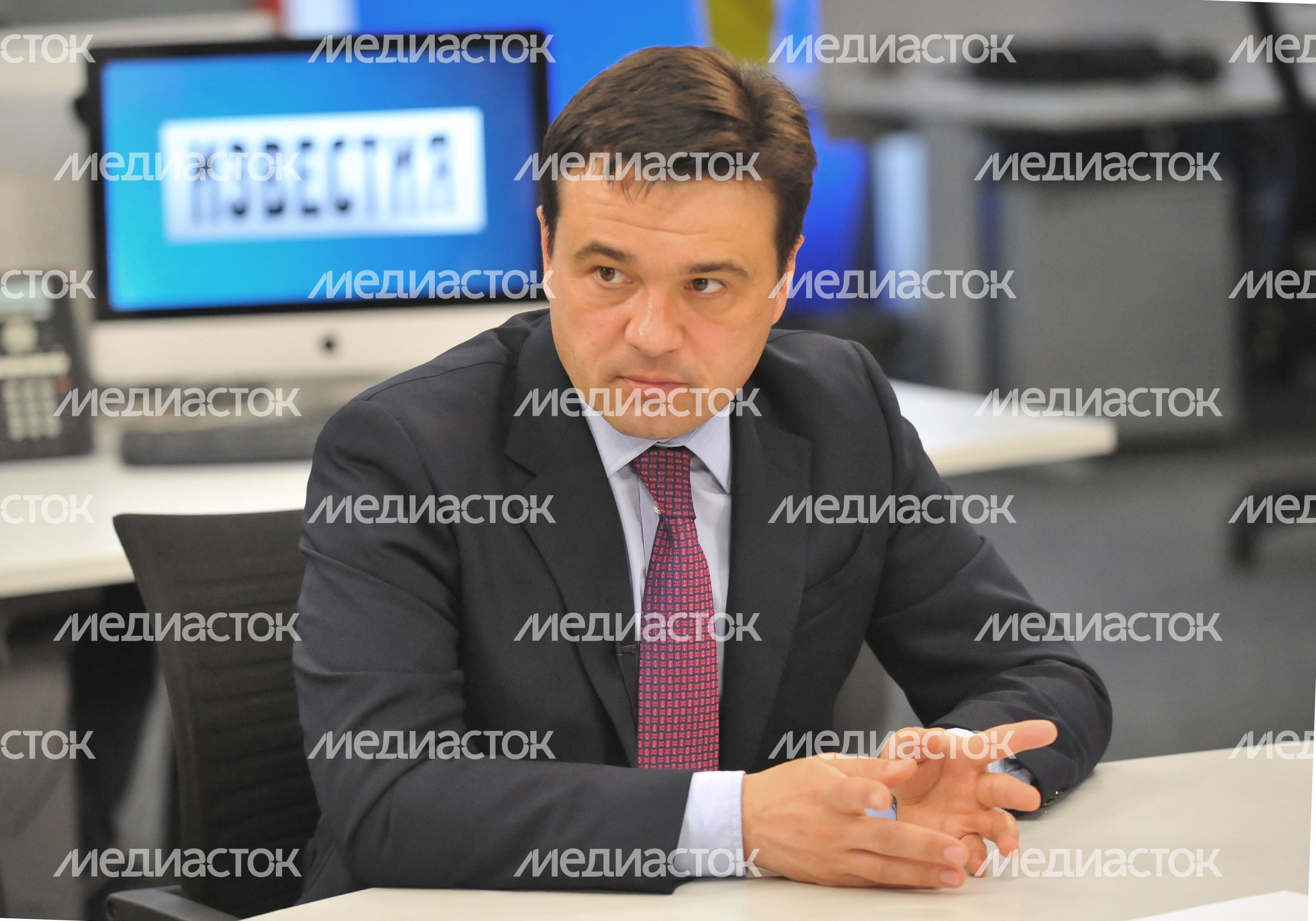 Андрей Воробьев в редакции газеты «Известия»