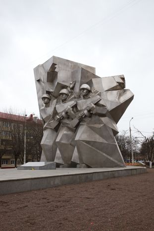 Памятник подольским курсантам