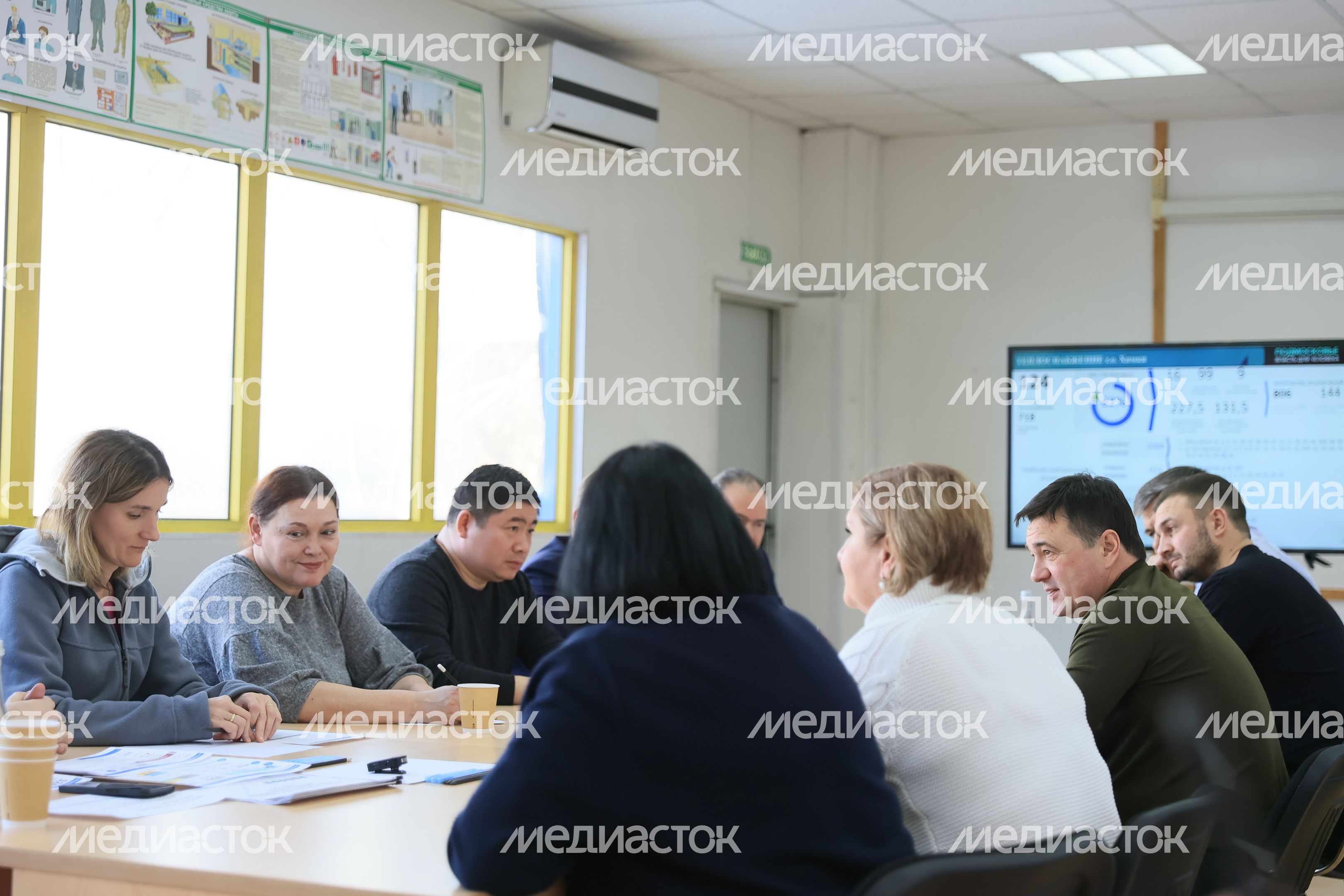 Посещение губернатором Подмосковья мкр. Новые Химки
