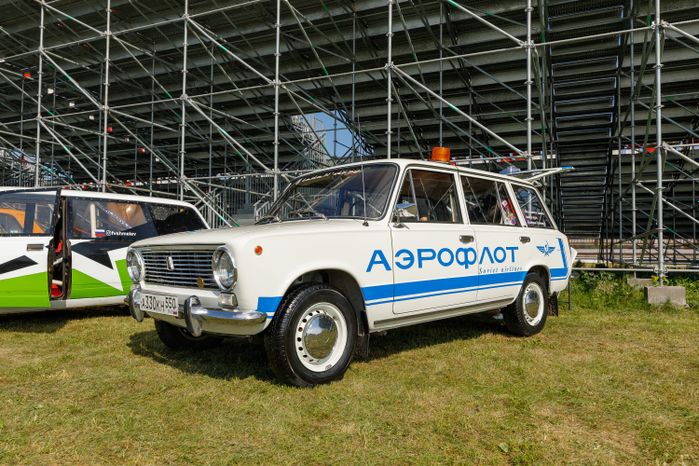 На Sueta Car Fest выбрали лучшие автомобили по тюнингу и автозвуку