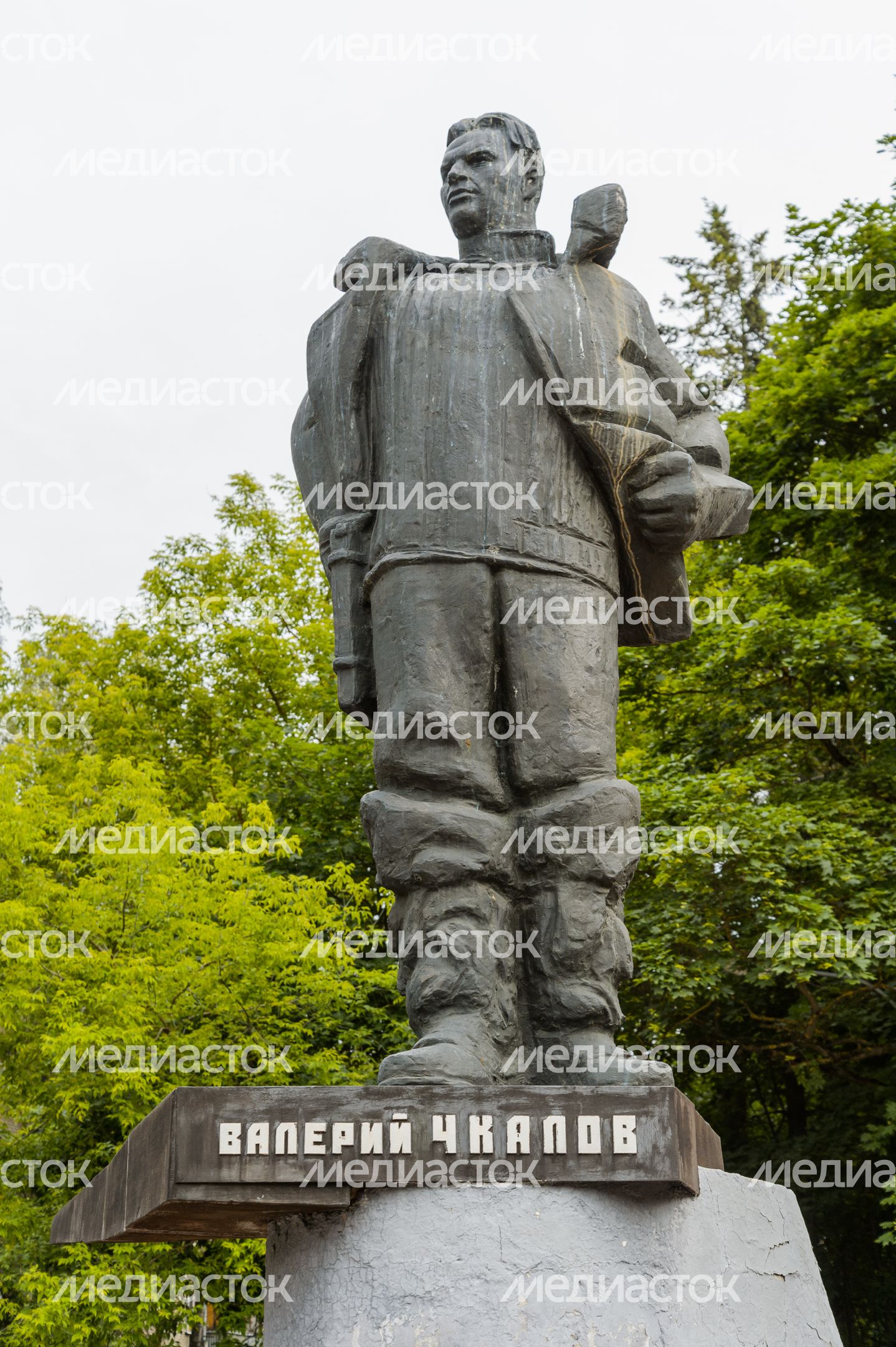 Памятник В.П. Чкалову Памятник В.П. Чкалову