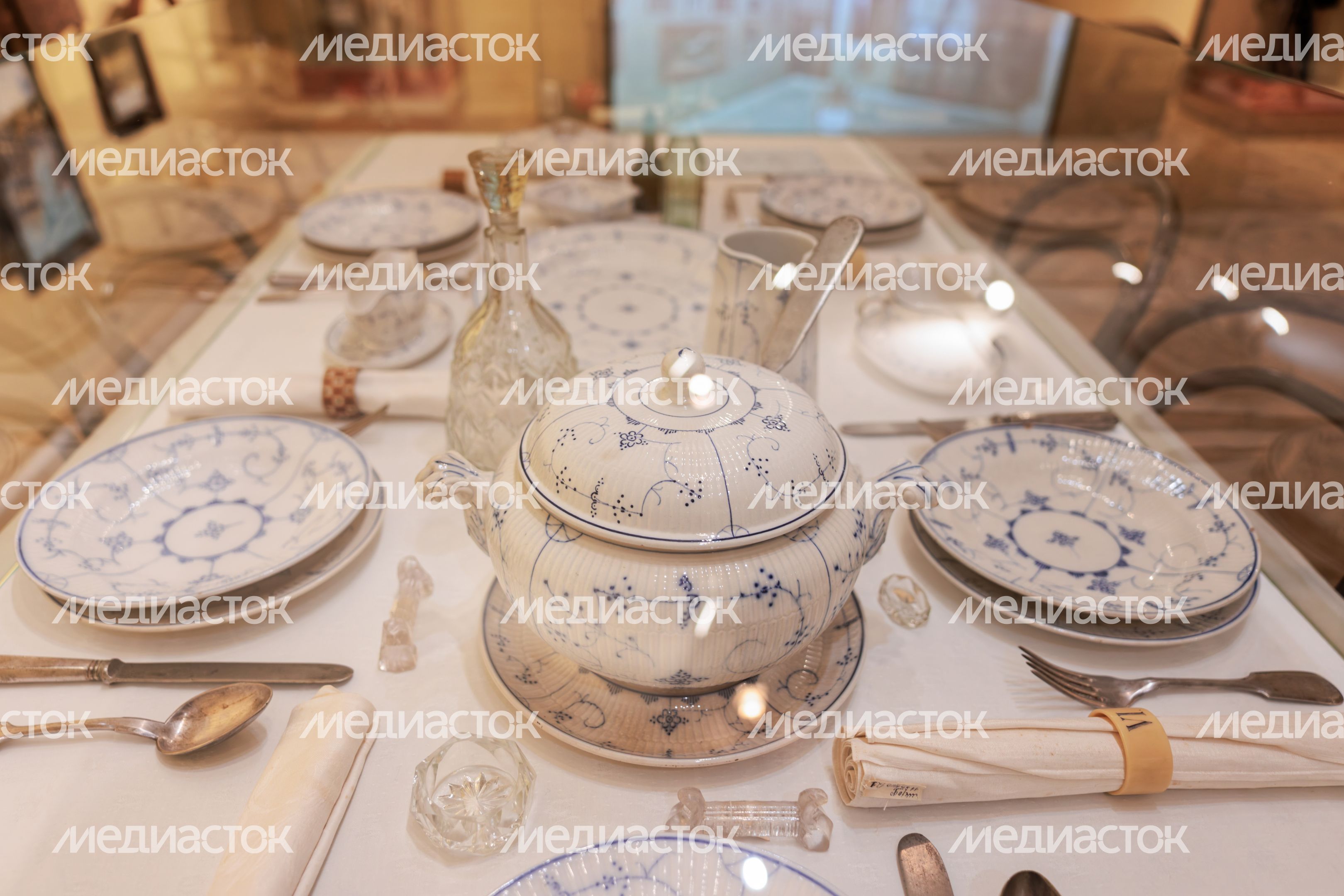 Выставка «Дорогой, многоуважаемый... дом» в музее-заповеднике «Мелихово» Выставка «Дорогой, многоуважаемый... дом» в музее-заповеднике «Мелихово»