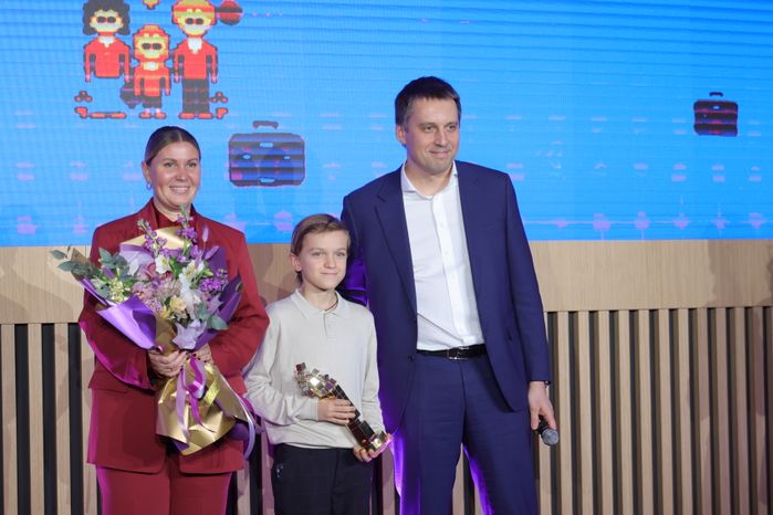 Зампред правительства Московской области Вячеслав Духин на премии "Золотой пиксель"