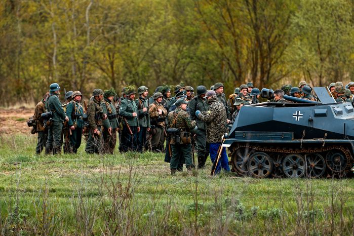 XIX Военно-исторический фестиваль "Огненная дуга" в Ступино