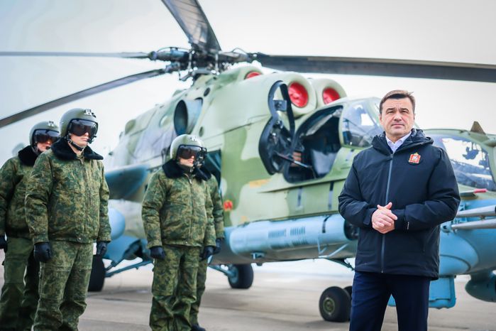Губернатор поблагодарил военнослужащих вертолетной эскадрильи