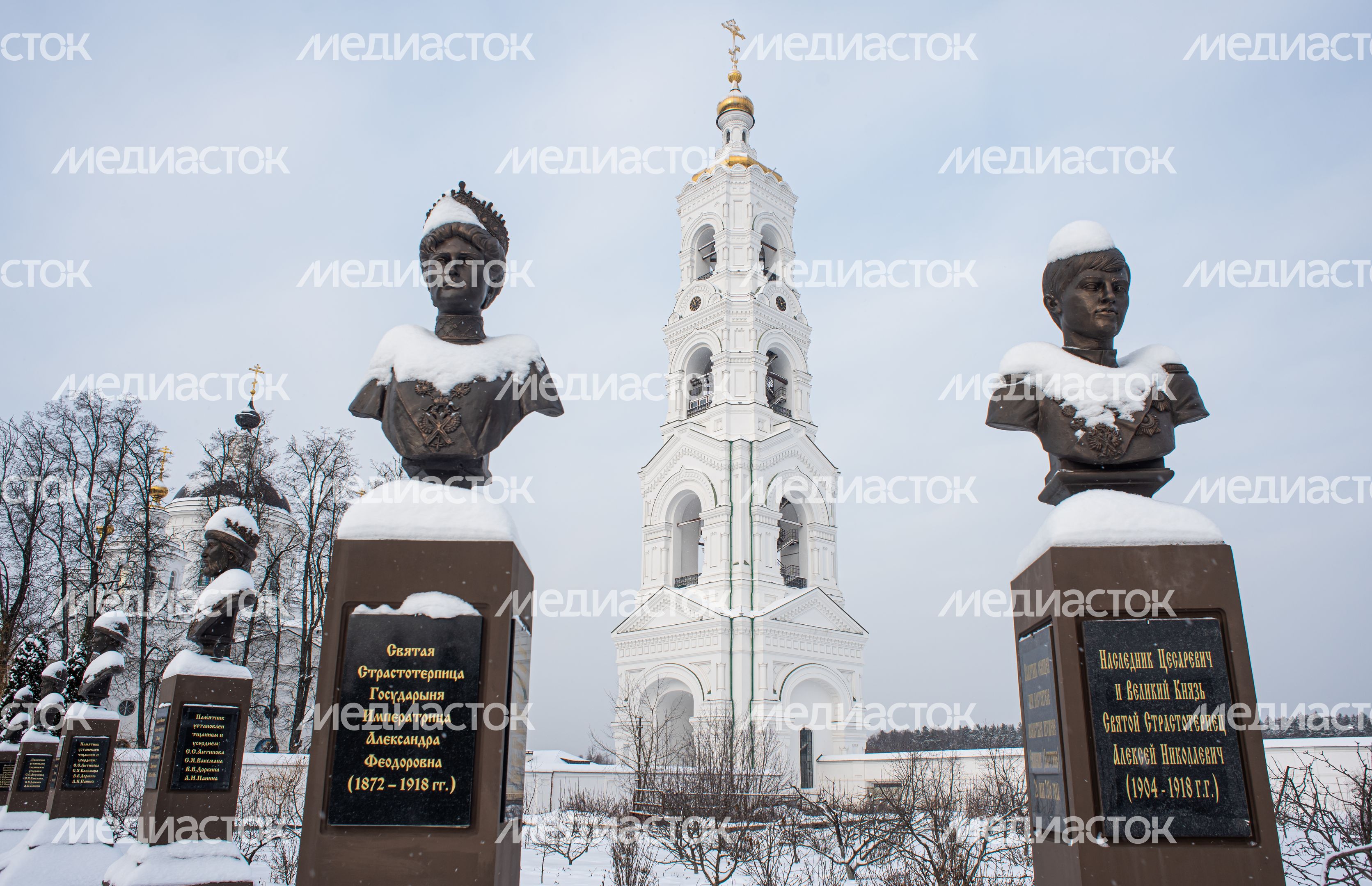Зимние виды Николо-Берлюковской пустыни