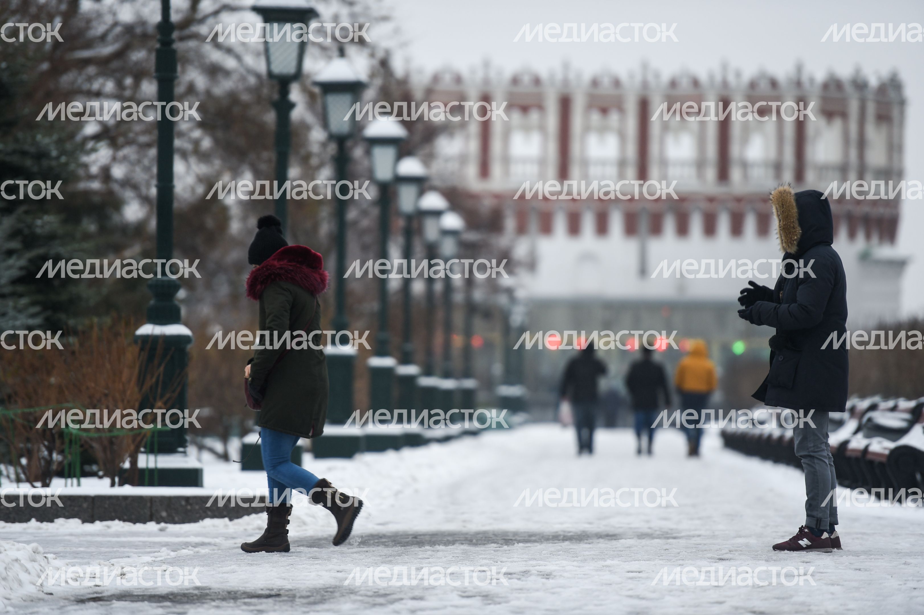 Последстивя сильного снегопада в Москве