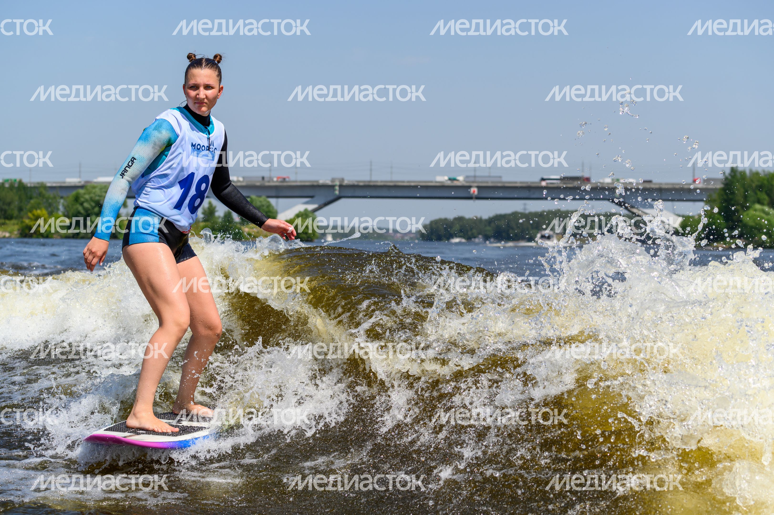 Чемпионат Московской области по серфингу на Пироговском водохранилище в Долгопрудном