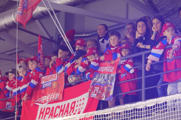 В Красногорске стартовал «Кубок Юнисон» по хоккею