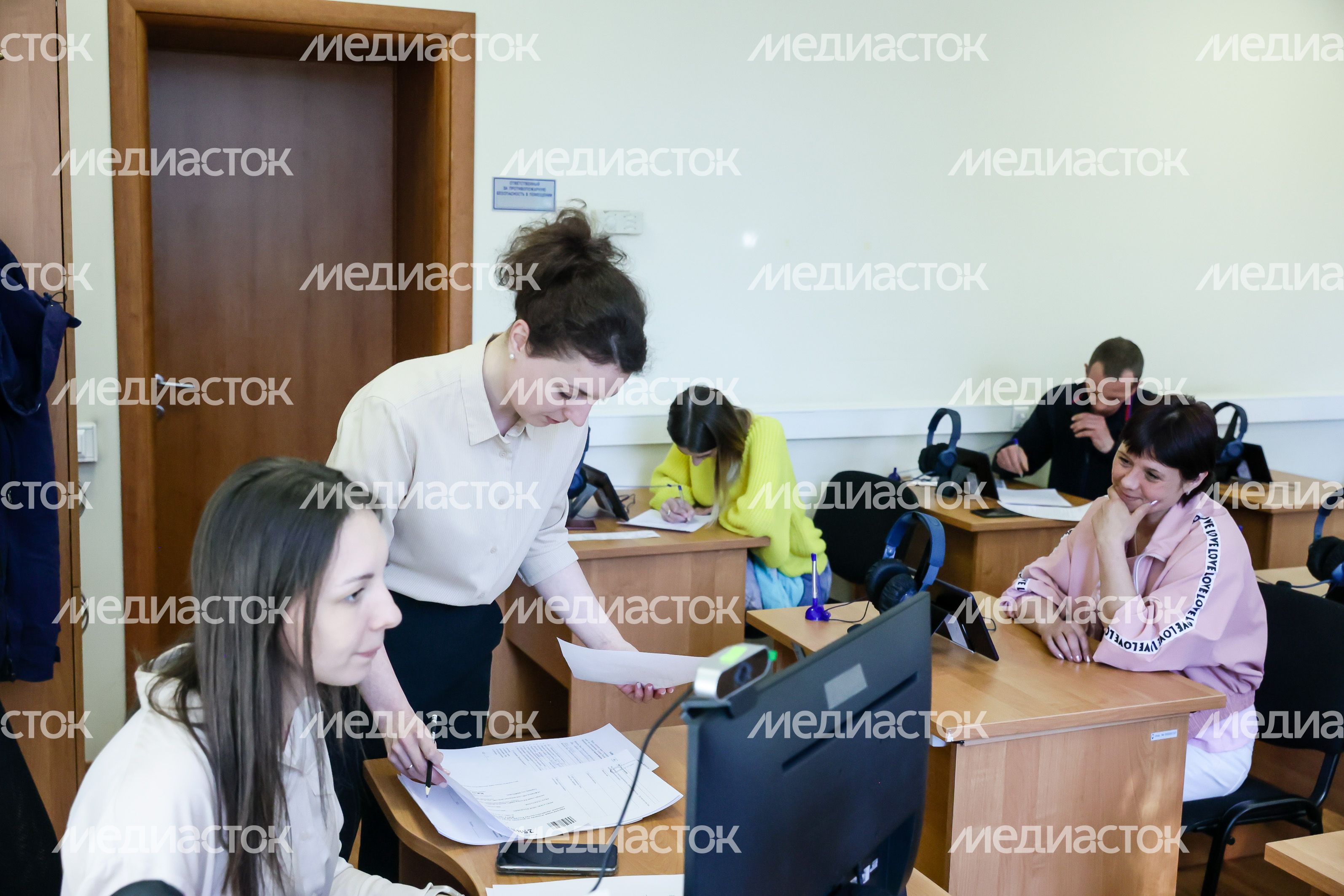 Проверка губернатором Подмосковья работы Консультационного центра по вопросам гражданства