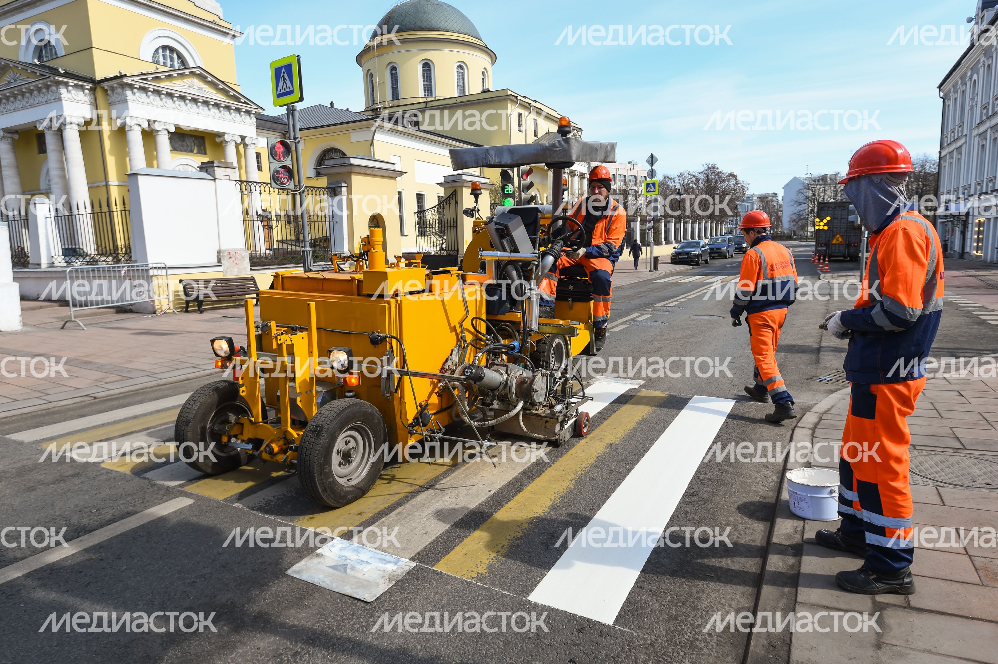 Нанесение дорожной разметки в Москве Нанесение дорожной разметки в Москве