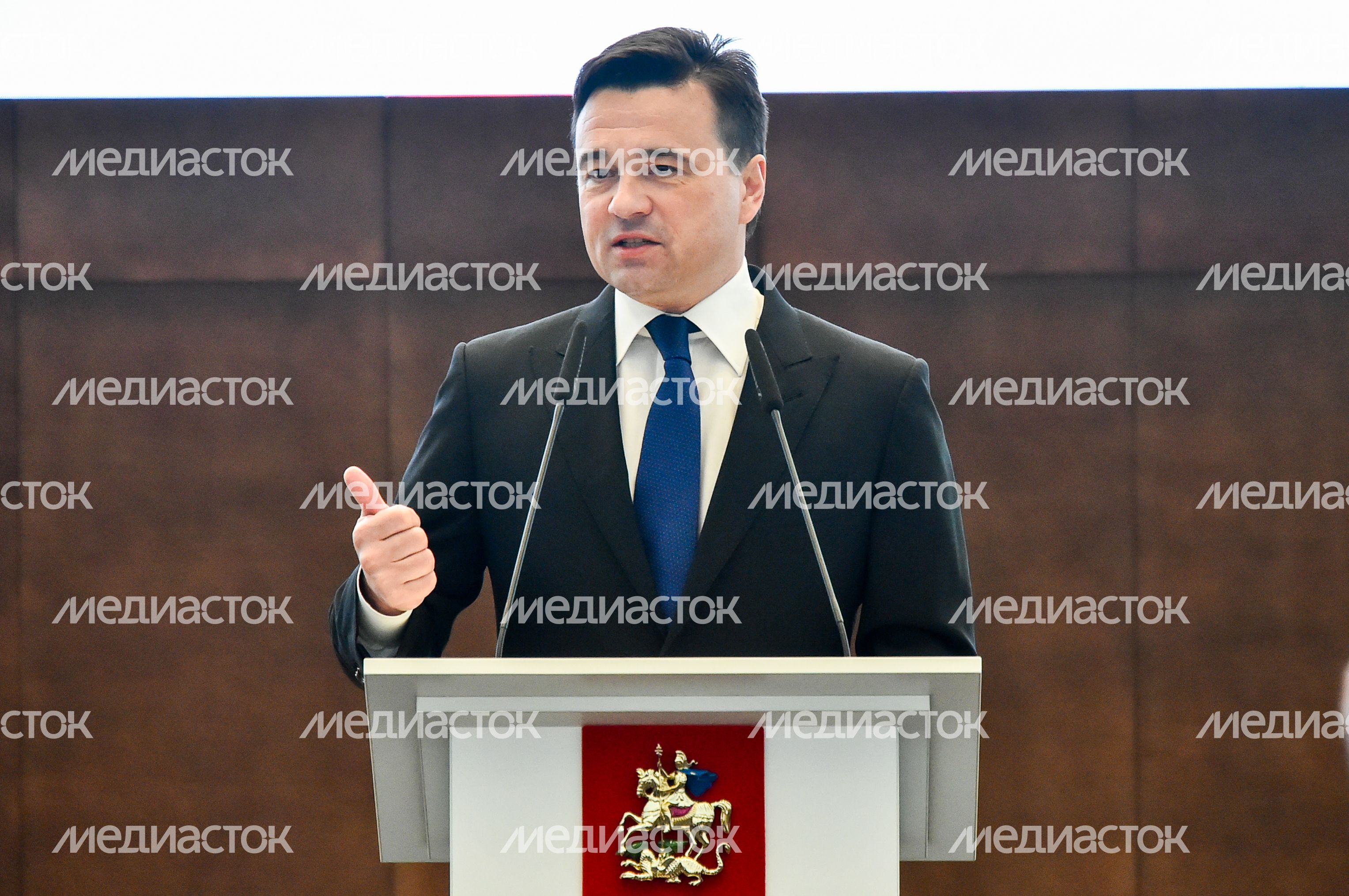 Губернатор принял участие в мероприятиях, посвященных Дню работника ЖКХ