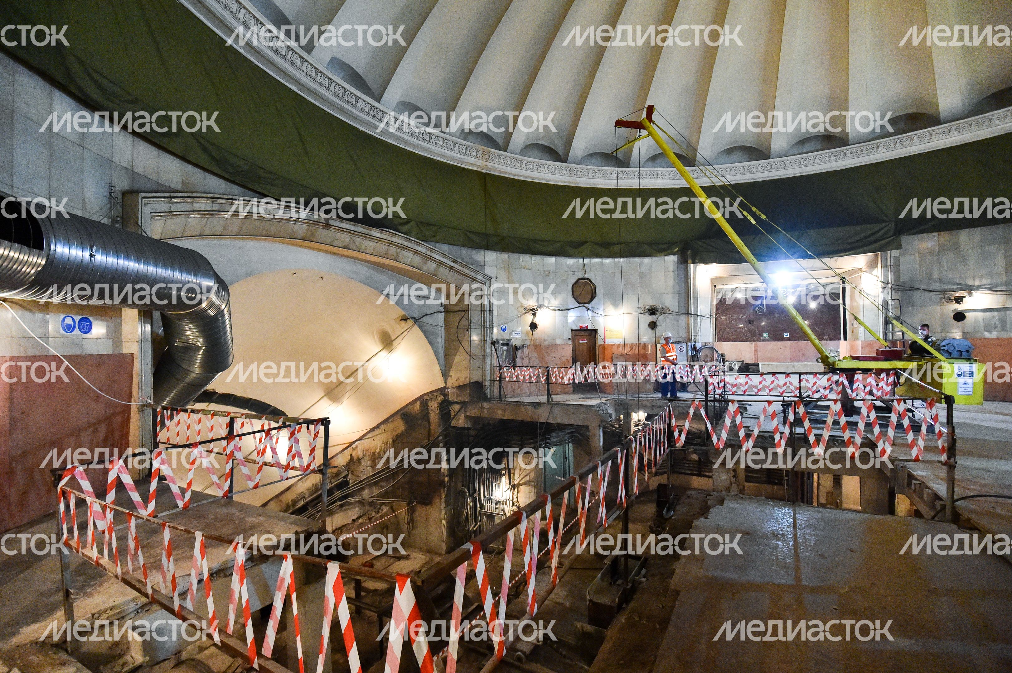 Реконструкция станции «Смоленская» Арбатско-Покровской линии метро в Москве