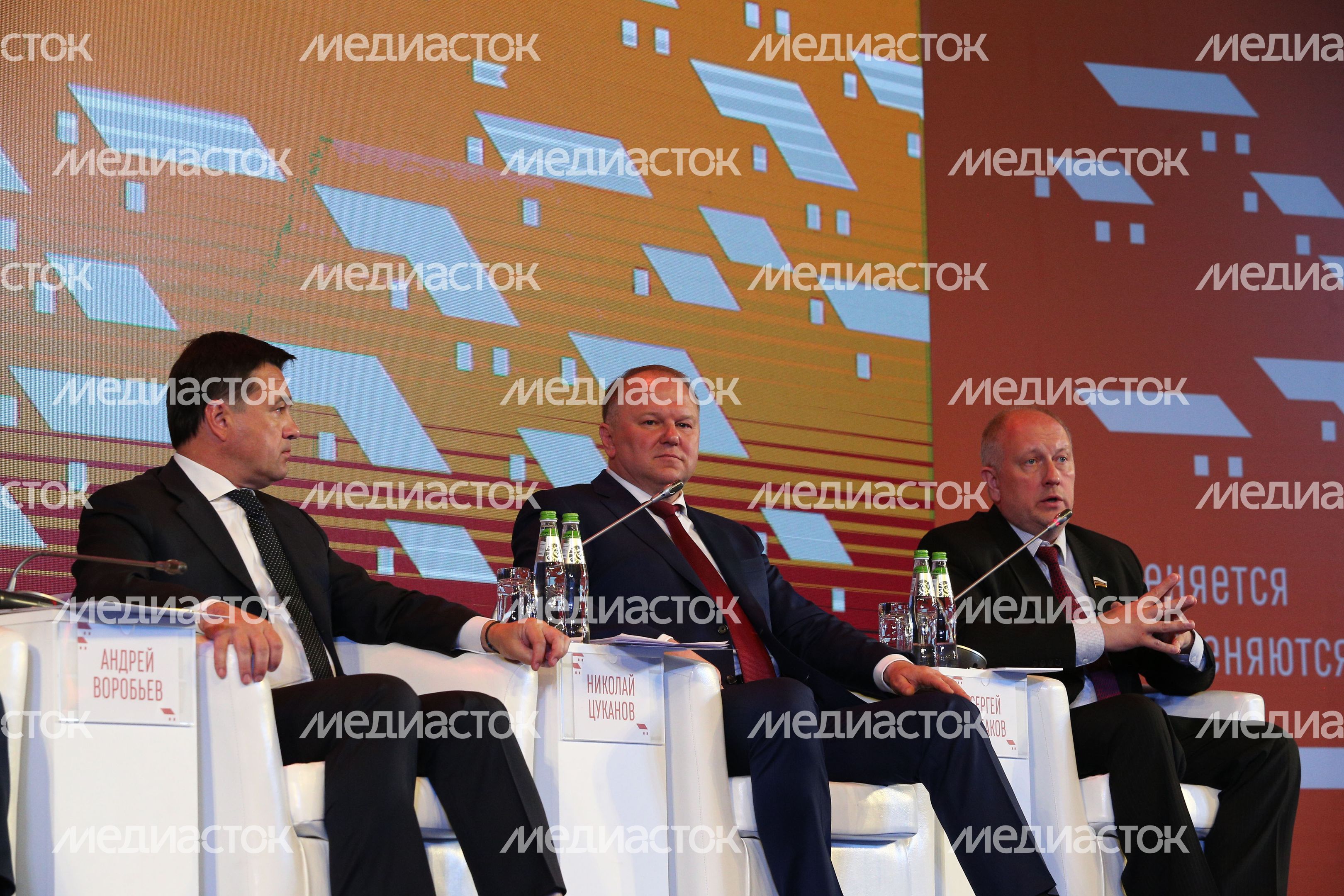 Поздравление победителей Всероссийского конкурса лучших проектов создания комфортной городской среды в малых городах и исторических поселениях Поздравление победителей Всероссийского конкурса лучших проектов создания комфортной городской среды в малых городах и исторических поселениях