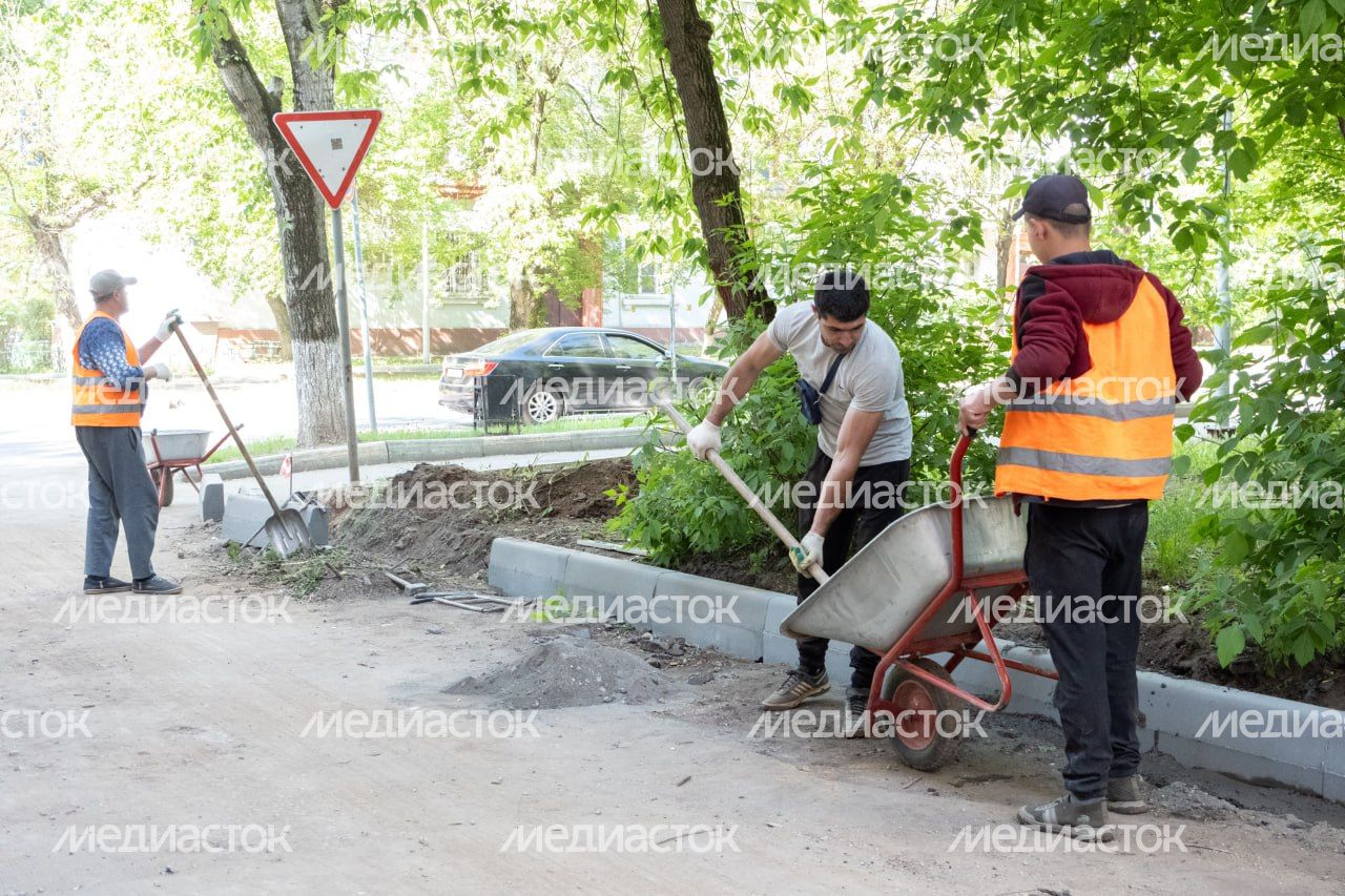 В Подмосковье продолжаются работы по приведению дворов в соответствие