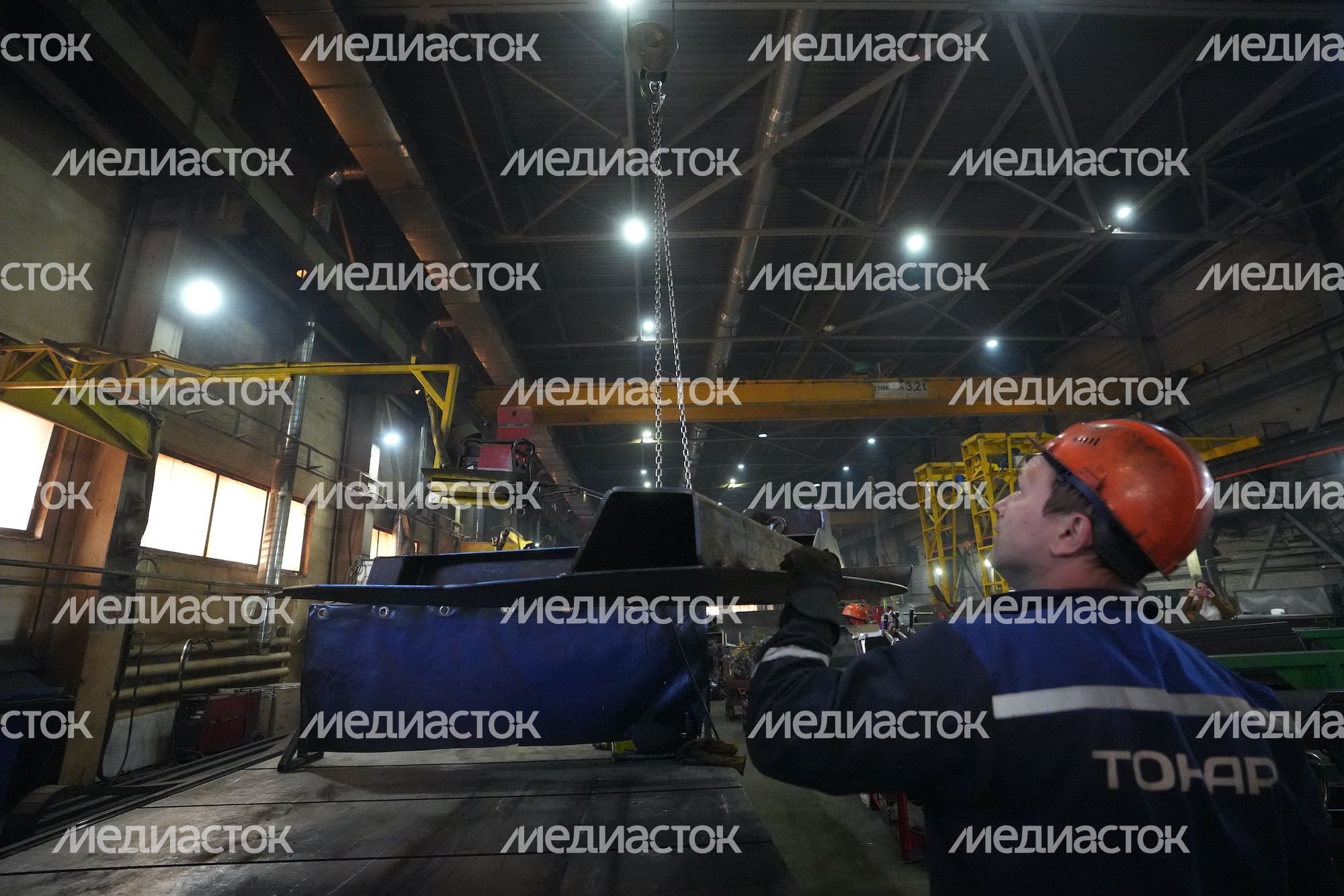 Визит председателя Правительства РФ Михаила Мишустина и Губернатора Московской области Андрея Воробьева на машиностроительный завод «Тонар» Визит председателя Правительства РФ Михаила Мишустина и Губернатора Московской области Андрея Воробьева на машиностроительный завод «Тонар»