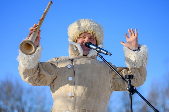 Народные гулянья на Масленице в Мураново