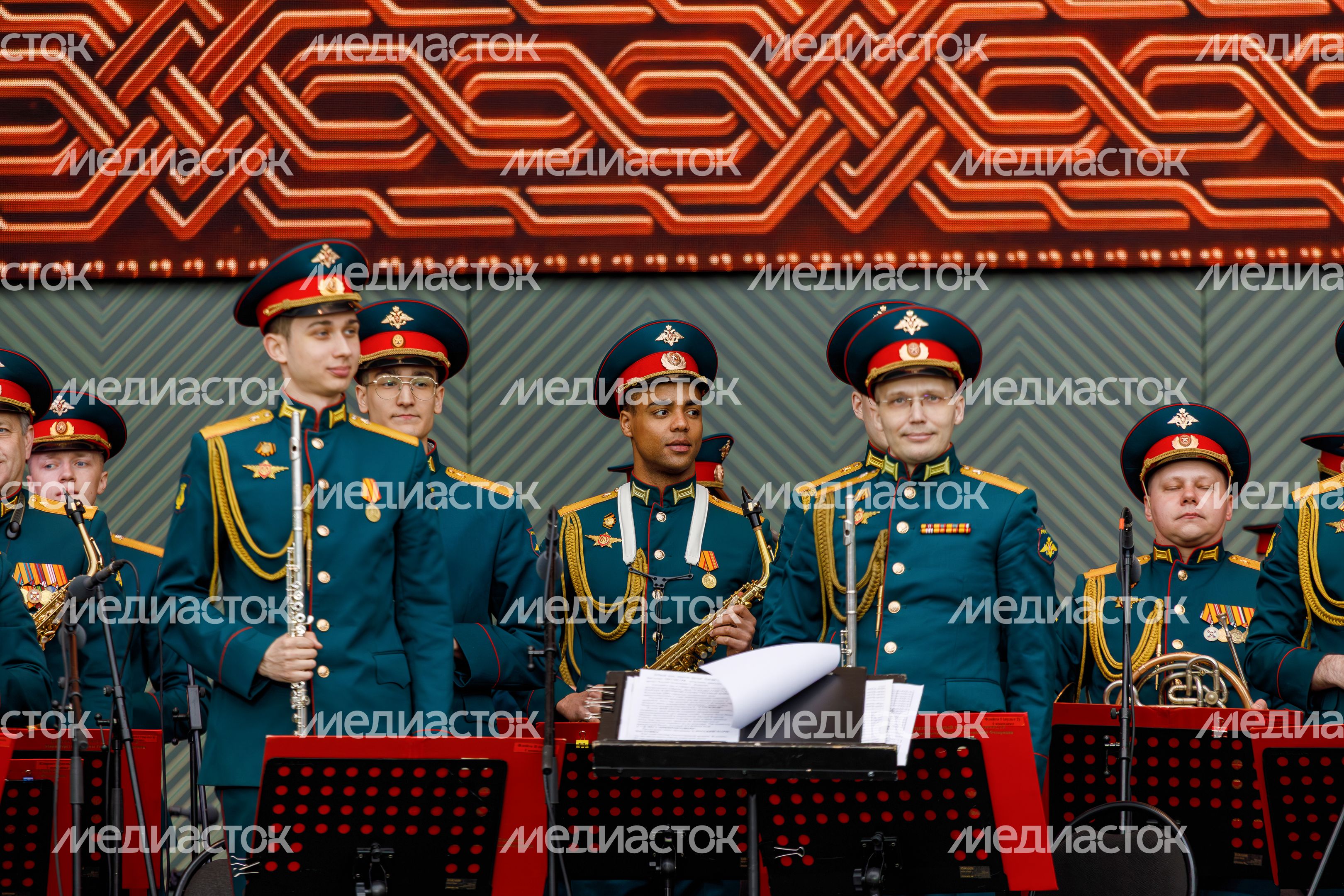 Концерт в День Победы в Центральном парке «Патриот» Одинцовского округа Концерт в День Победы в Центральном парке «Патриот» Одинцовского округа