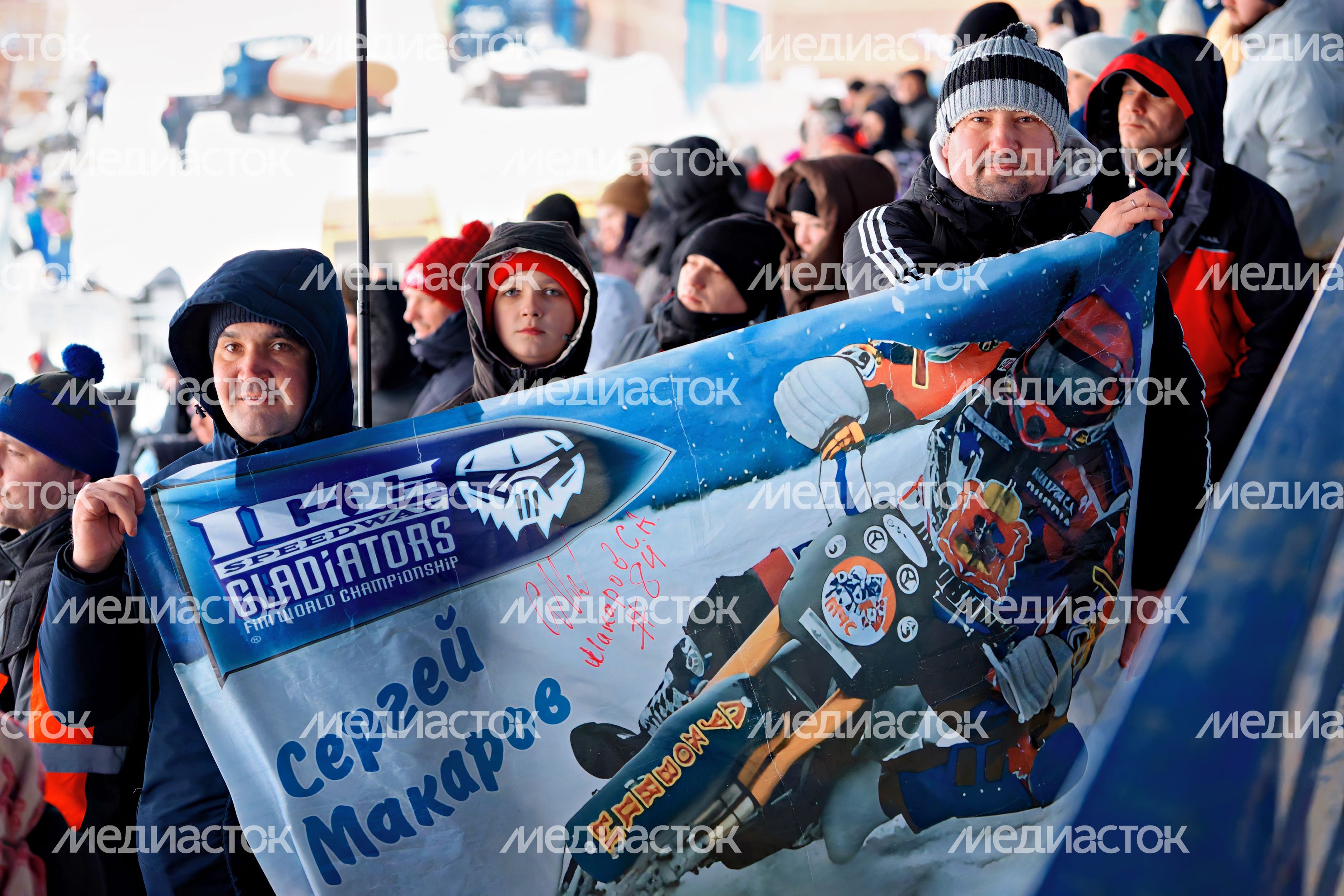 Второй день суперфинала личного чемпионата России по ледовому спидвею в Красногорске Второй день суперфинала личного чемпионата России по ледовому спидвею в Красногорске