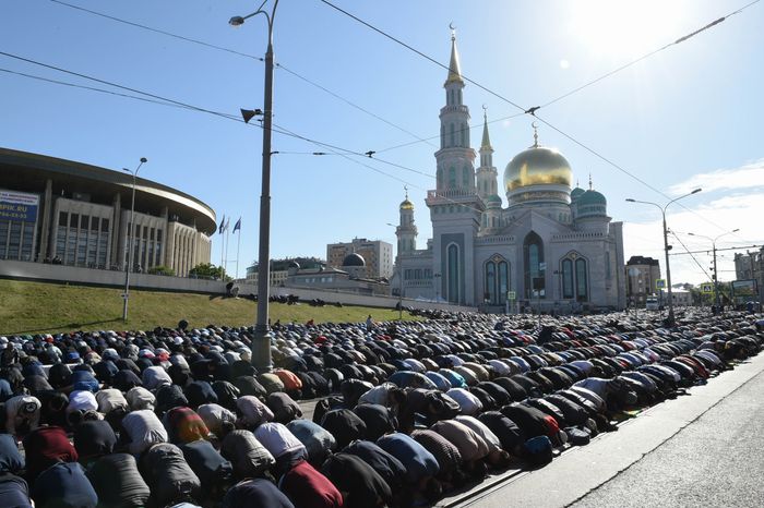 Празднование Ураза‑байрам в Москве в 2018 году