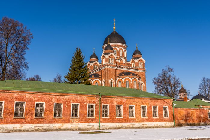 Спасо-Бородинский женский монастырь в деревне Семеновское Можайского округа