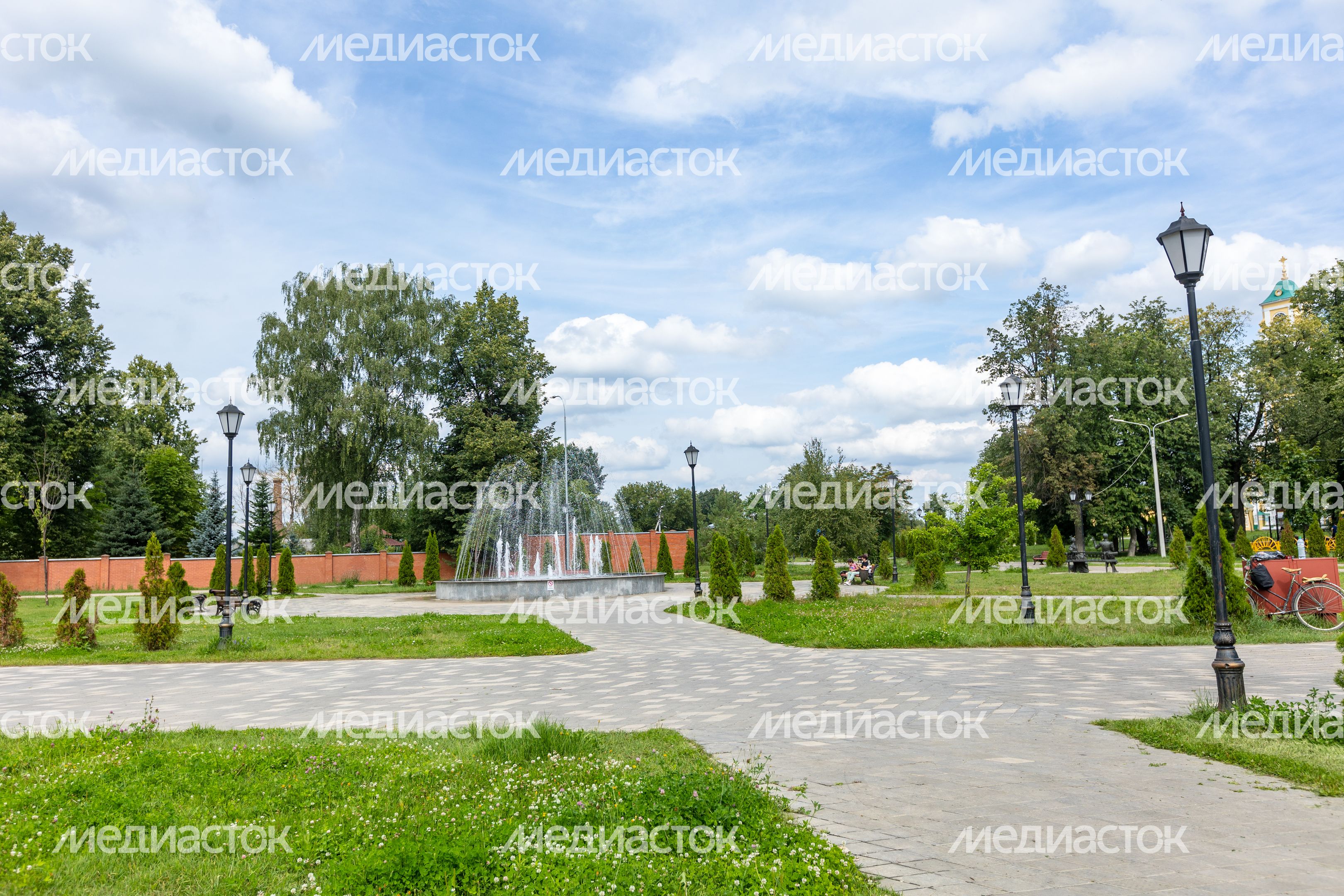 Лосино-Петровский. Никольский парк Лосино-Петровский. Никольский парк