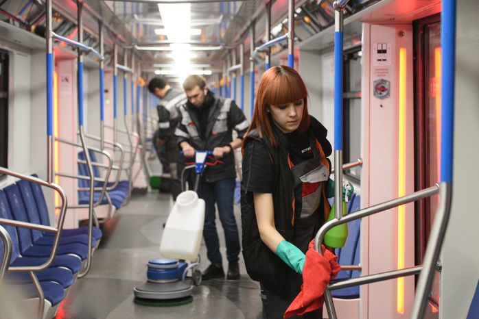 Кварцевание и обеззараживание вагонов метро в Москве