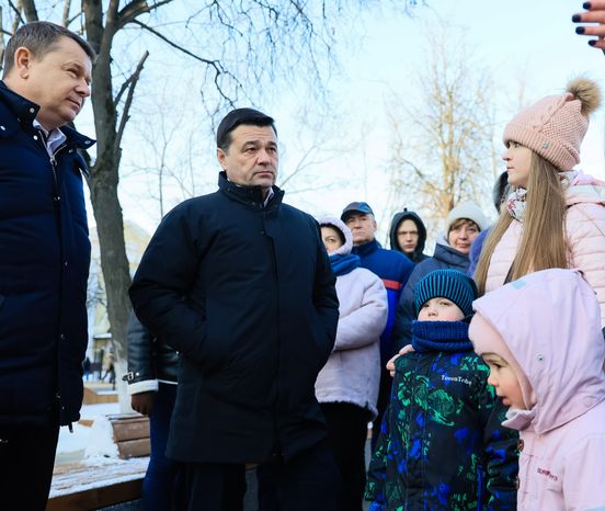 Встреча Губернатора Подмосковья с родителями учащихся СОШ №2
