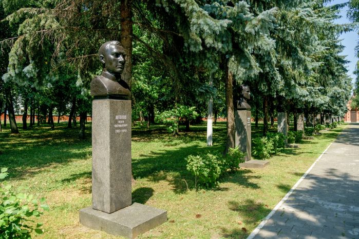 Мемориальный парк в Коломне летом