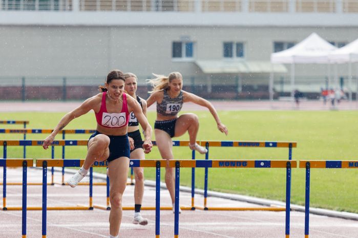 Бег с препятствиями на Чемпионате Московской области по легкой атлетике в Жуковском