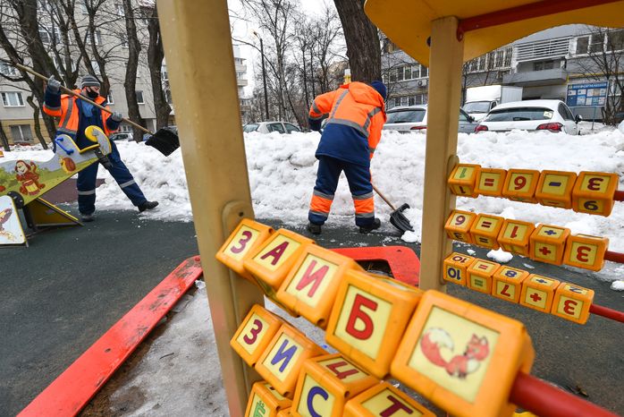 Ликвидация последствий резкого потепления в Москве