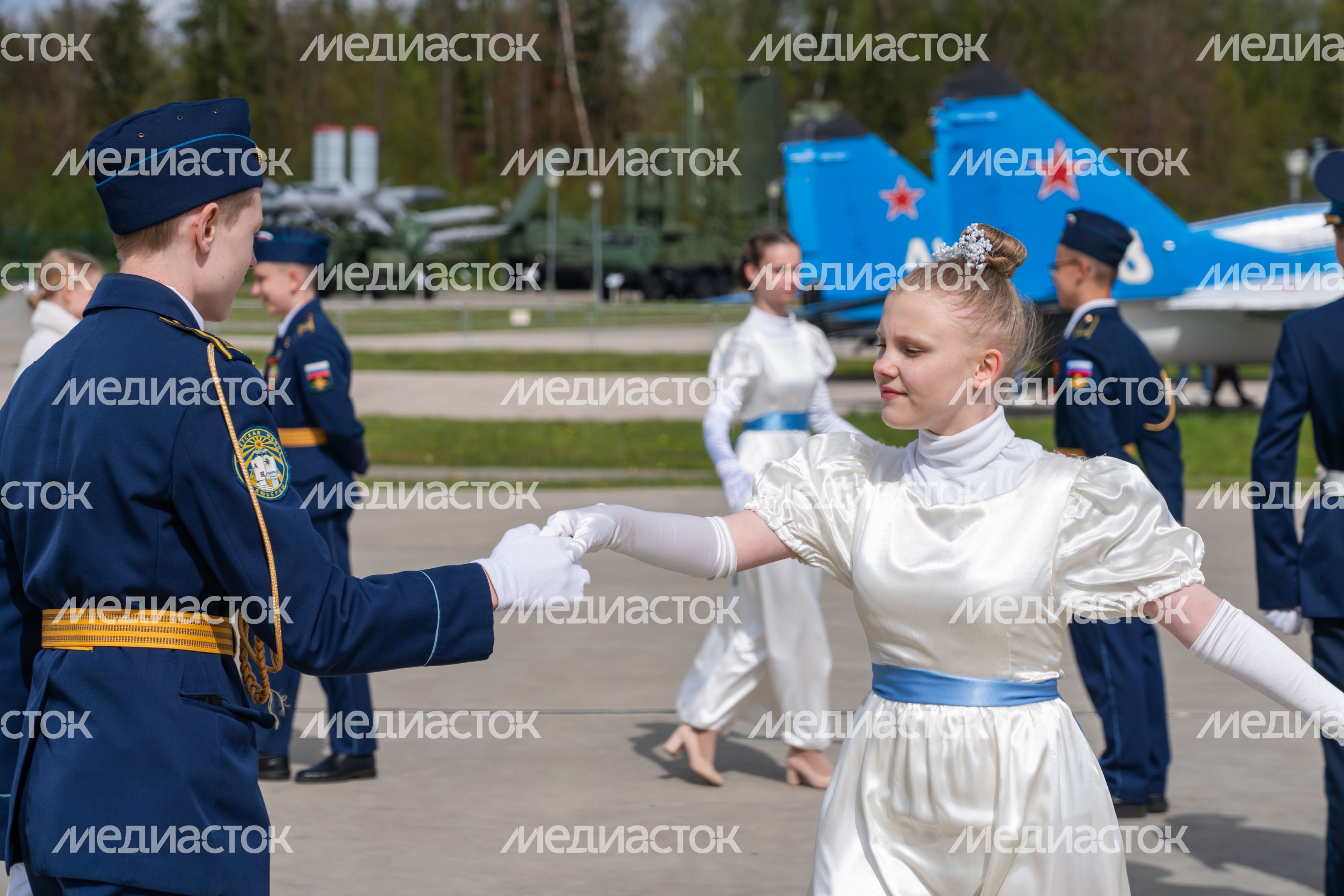 День Победы в Центральном парке "Патриот". Кадетский бал День Победы в Центральном парке "Патриот". Кадетский бал