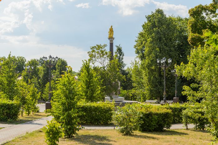 Площадь Бугрова