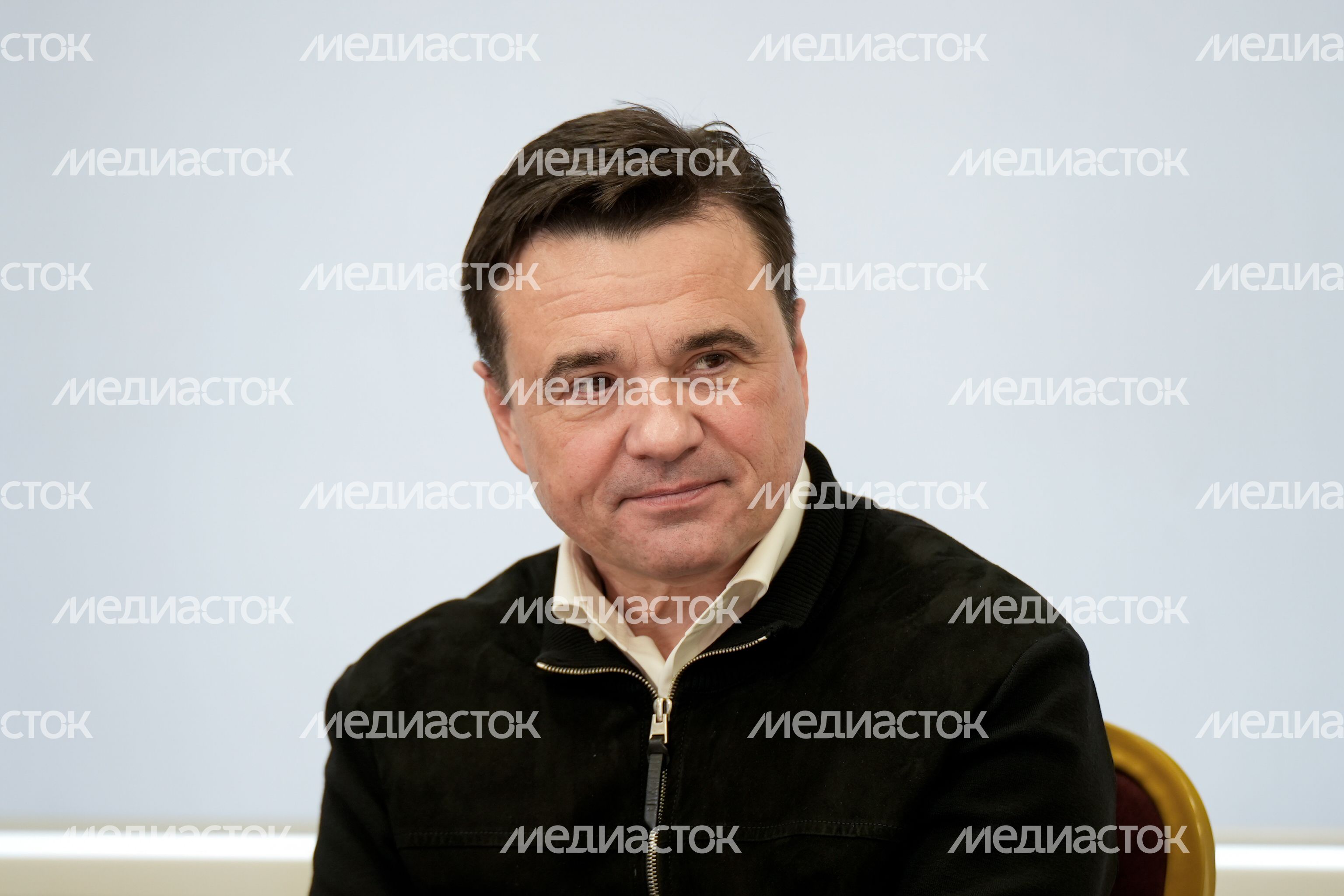 Андрей Воробьев и Игорь Щёголев встретились с финалистами программы "Герои Подмосковья" Андрей Воробьев и Игорь Щёголев встретились с финалистами программы "Герои Подмосковья"