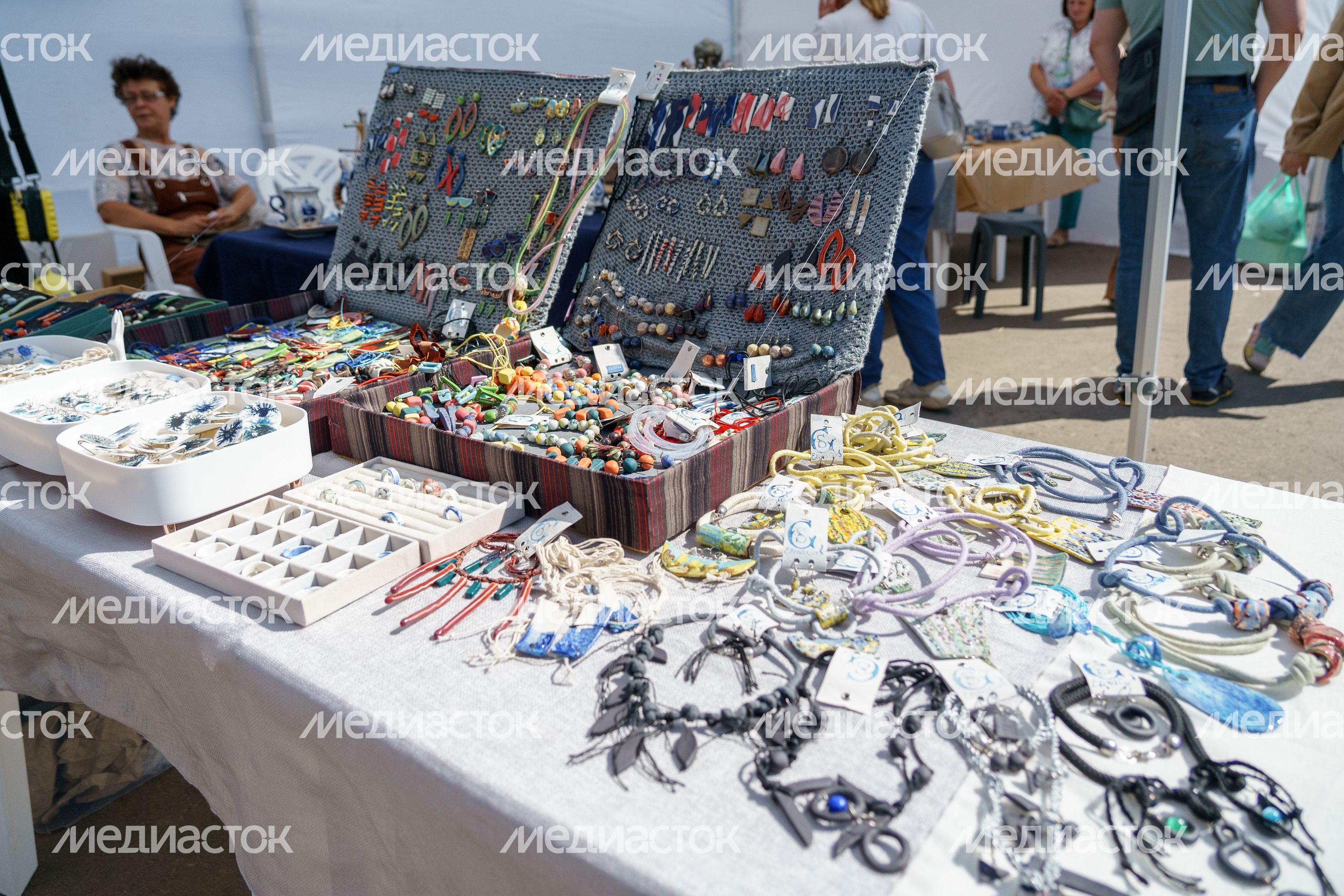 Фестиваль авторской керамики «ГжельФест» в селе Речицы Раменского округа Фестиваль авторской керамики «ГжельФест» в селе Речицы Раменского округа