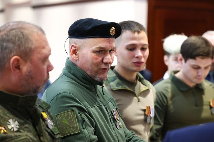 Награждение добровольцев из отряда «БАРС» Губернатором Подмосковья
