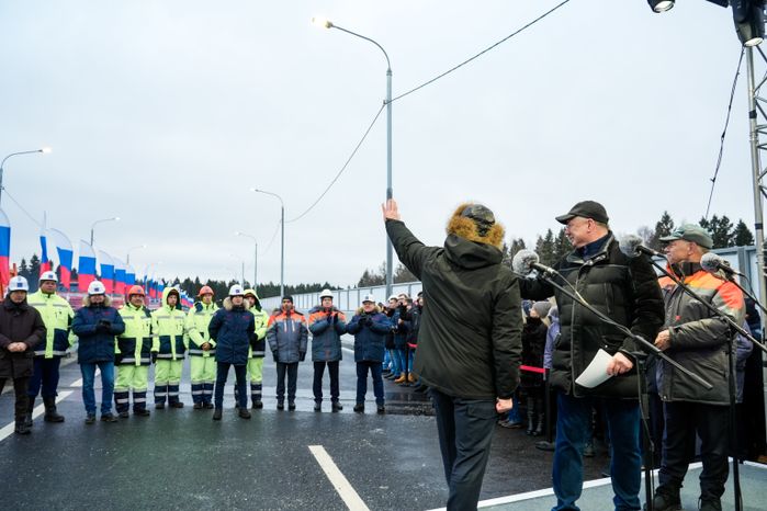 Андрей Воробьев принял участие в запуске движения по обходу деревни Малые Вяземы