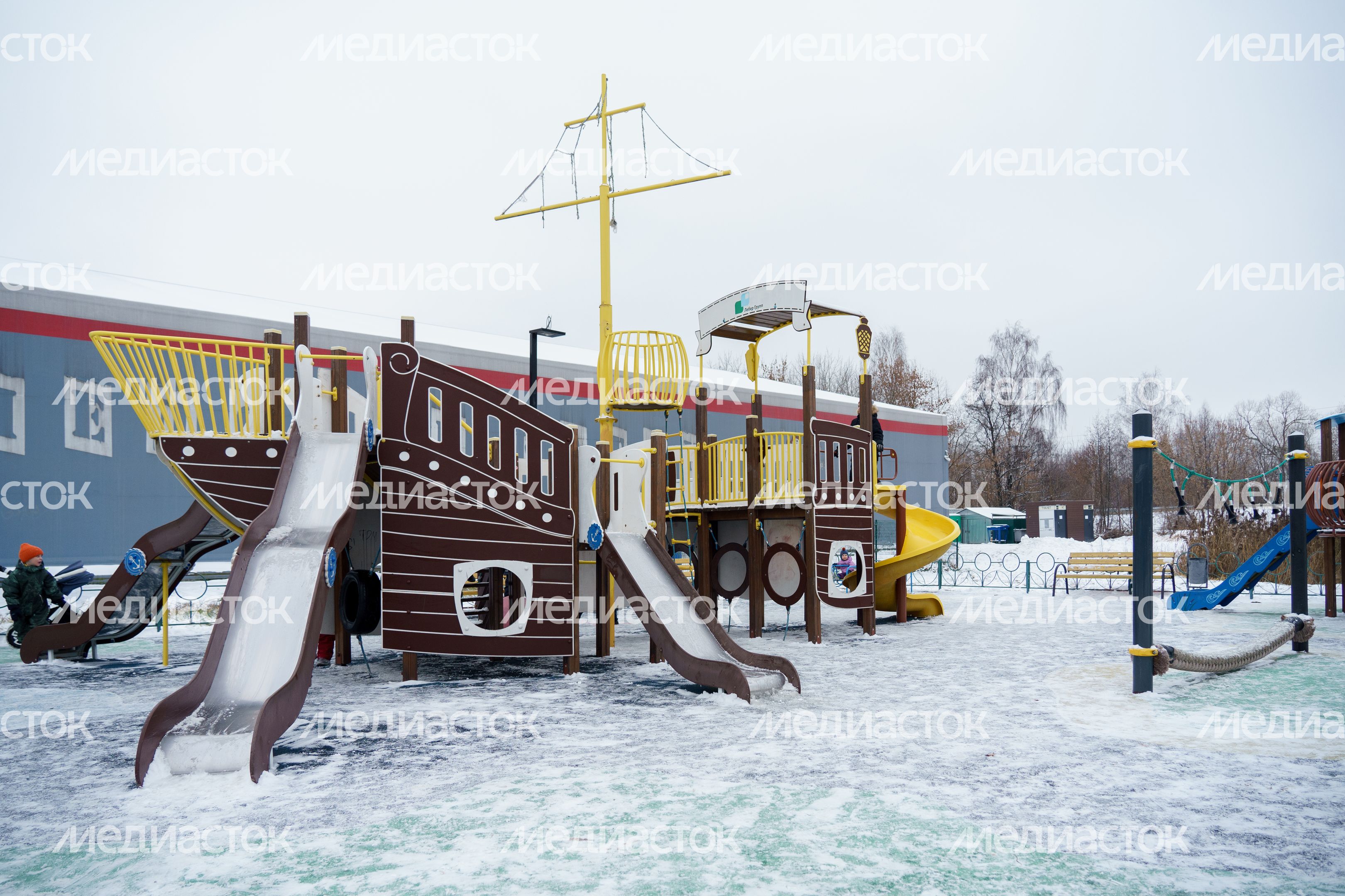 Дубна. Парк семейного отдыха. Зима Дубна. Парк семейного отдыха. Зима