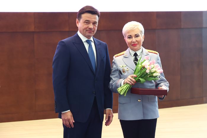 Поздравление Губернатором Подмосковья жительниц региона с Международным женским днем