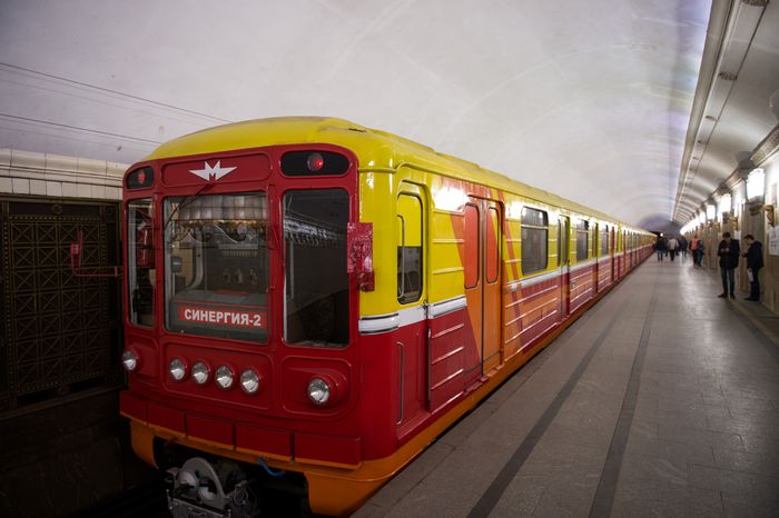 Диагностический поезд «Синергия 2» в Московском метрополитене