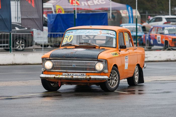 Открытие сезона ралли-кросса на гоночной трассе ADM Raceway в Мячково округа Люберцы