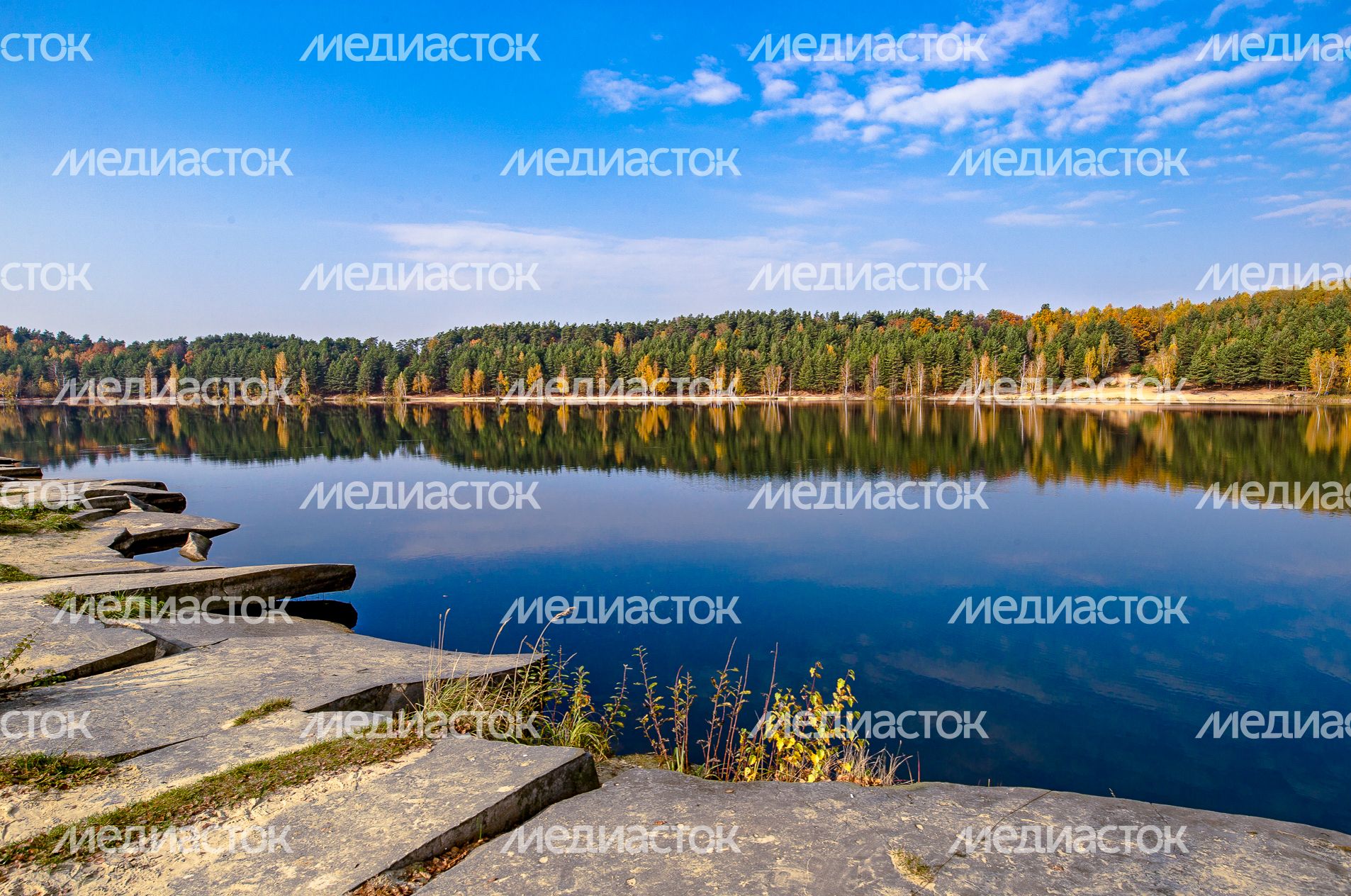 Осенние виды Волкушинского карьера